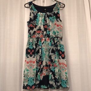 Women’s dress